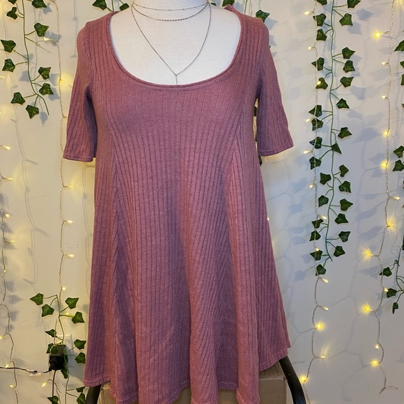 Ecoté Flow Dress - Picture 4 of 5